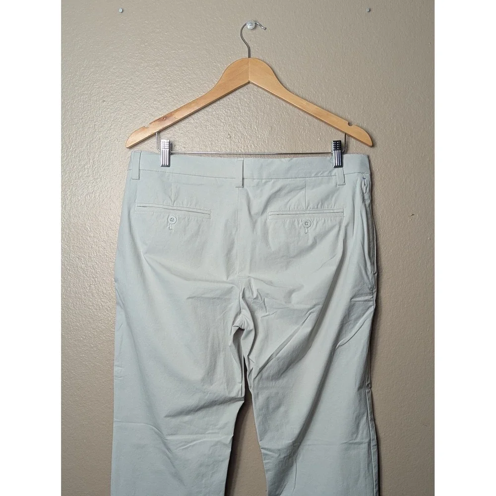 Vineyard Vines On-The-Go Pants Men 33x32 Khaki Chino Performance Stretch
